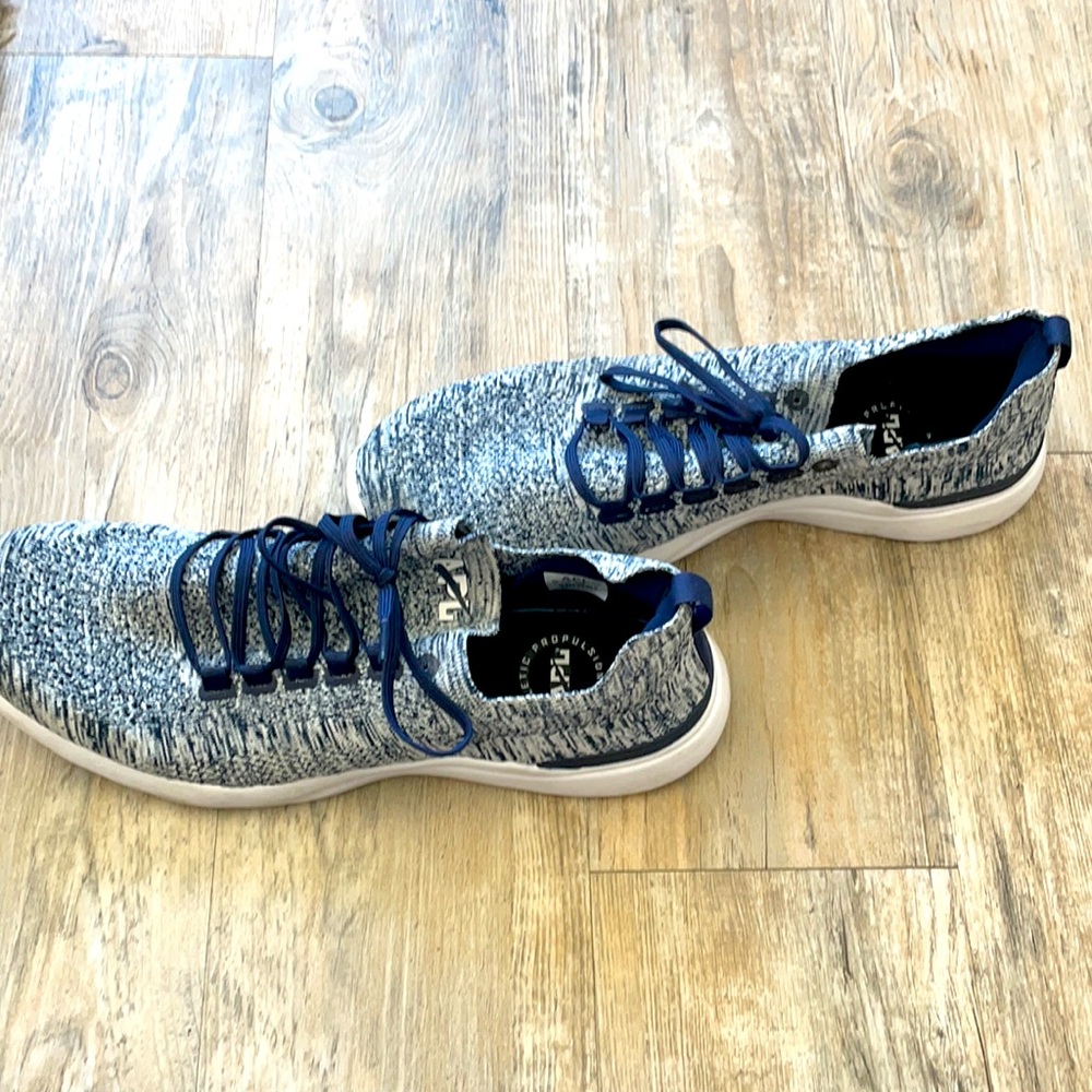 APL. Men’s shoes.  Worn once. - Picture 2 of 3